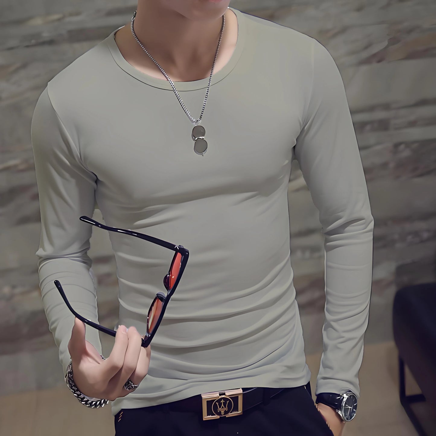 Men's casual fashion solid color long-sleeved round neck T-shirt classic men's spring and autumn thin comfortable top