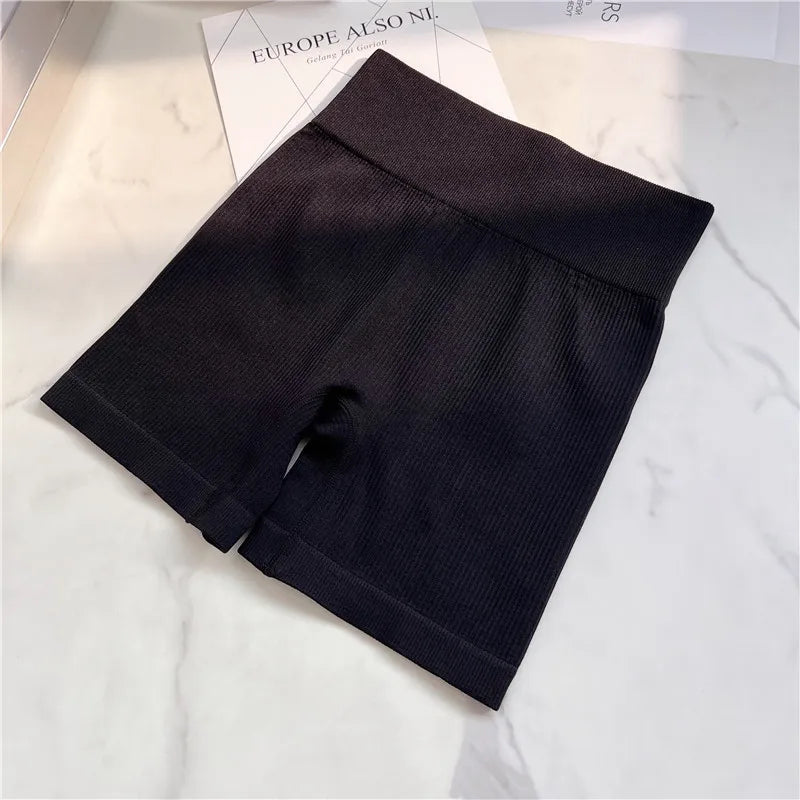 INLUMINE New Women Seamless Knit Sports Shorts High Waist Hip Lift Cycling Shorts Yoga Tight Pant Gym Fitness Leggings Women